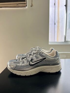 Nike White and Light Gray Mesh Runner with Black Swoosh